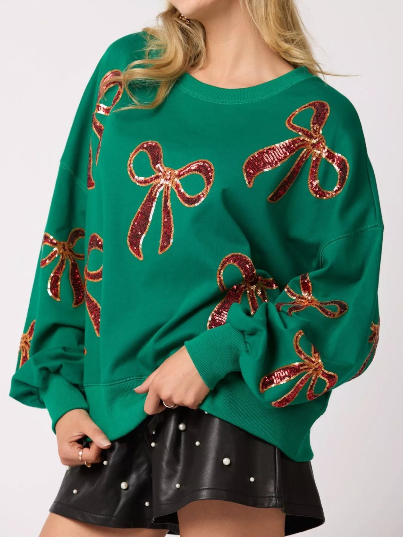 Round Neck Sweatshirt with Christmas Sequin Bow