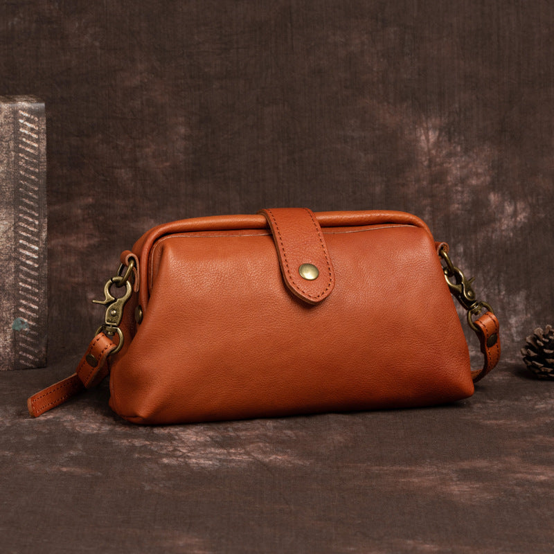 Vintage-Inspired Unisex Messenger Bag
