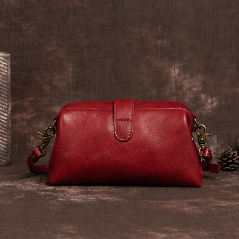 Vintage-Inspired Unisex Messenger Bag