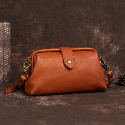 Vintage-Inspired Unisex Messenger Bag