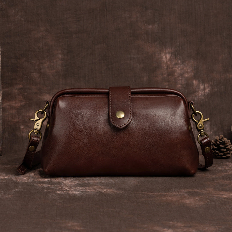 Vintage-Inspired Unisex Messenger Bag